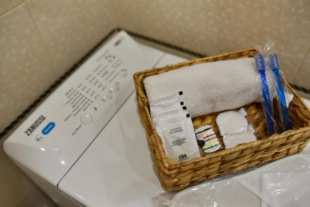 Cozy Apartment Next To The Park テルノーピリ エクステリア 写真